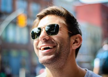 Egy barber shop, ahol „gengszterek” lövik be a frizurádat