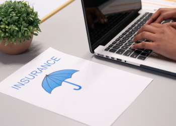 Kötelező gépjármű-felelősségbiztosítás vagy casco? A legfontosabb különbségek érthetően